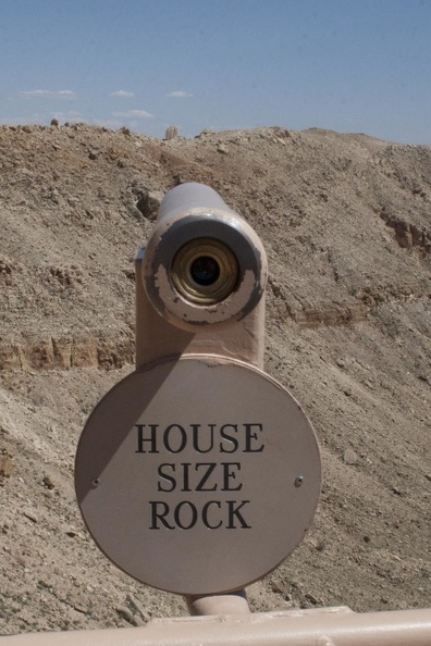 316-4475 Meteor Crater - House Size Rock.jpg